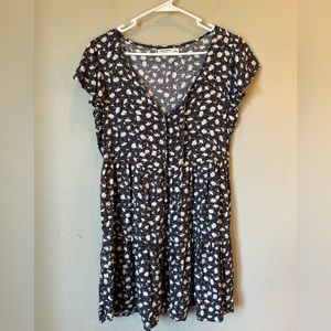 Arizona Dress :: Gray with white daisies